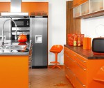 Кухня цвета апельсина – позитив хозяйке