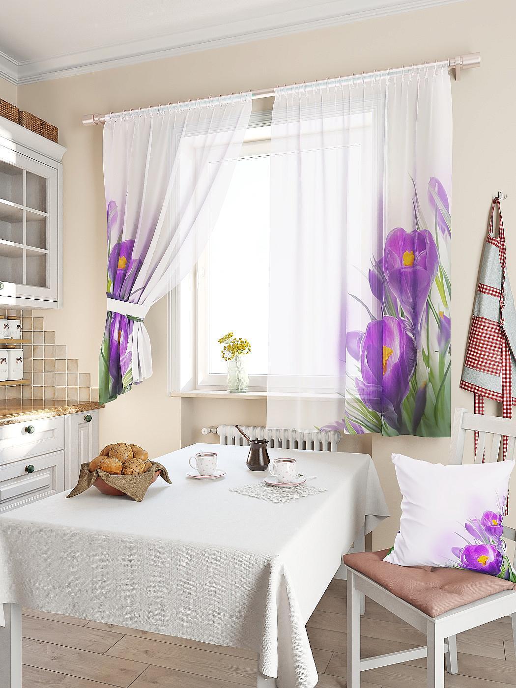  шторы в интерьере гостиной: , лиловые, сиреневые .