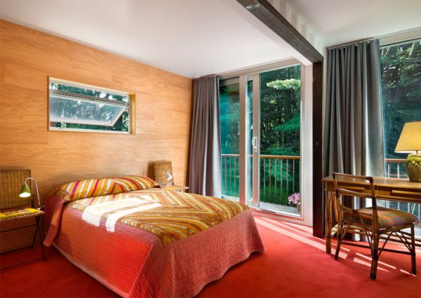 Красивый дизайн спальной комнаты дома Croydon Lane Residence от Studio Jantzen