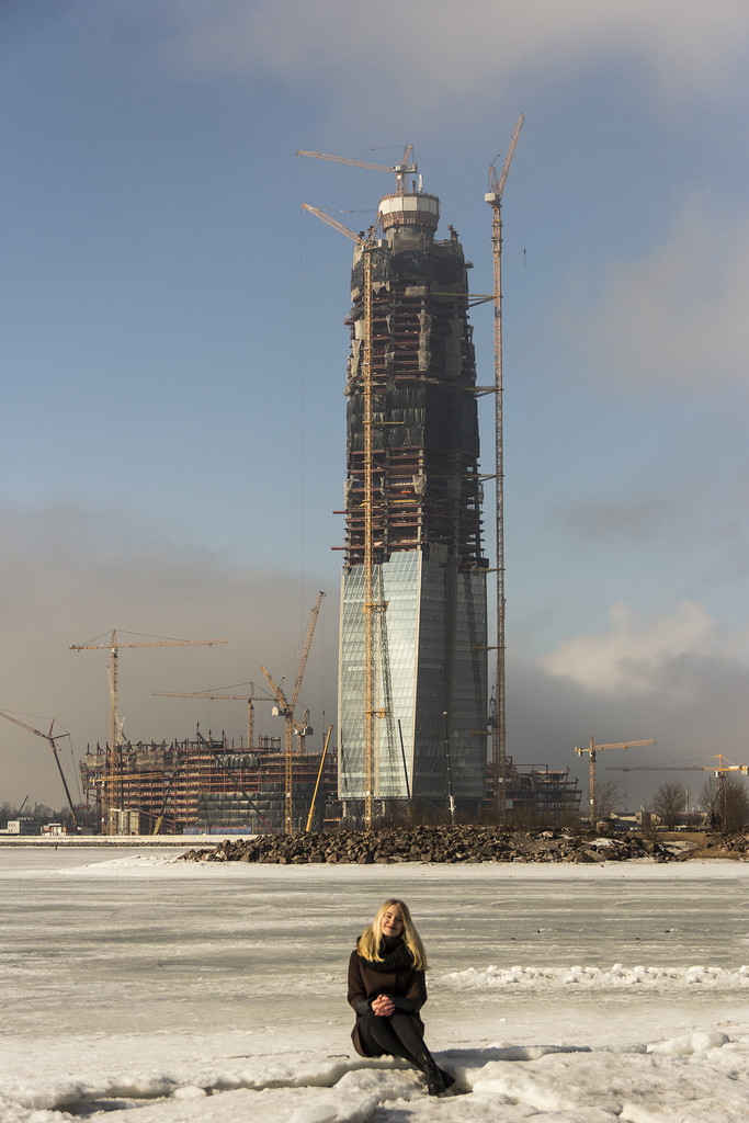 Высота лахта центра. Лахта центр 462 метра. Лахта центр высота. Лахта центр высота 462м этажей. Высота башни Лахта центр.