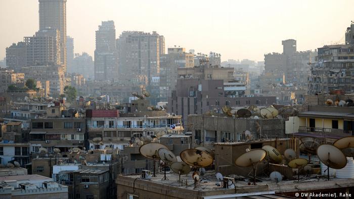 Satellitenschüsseln in Kairo