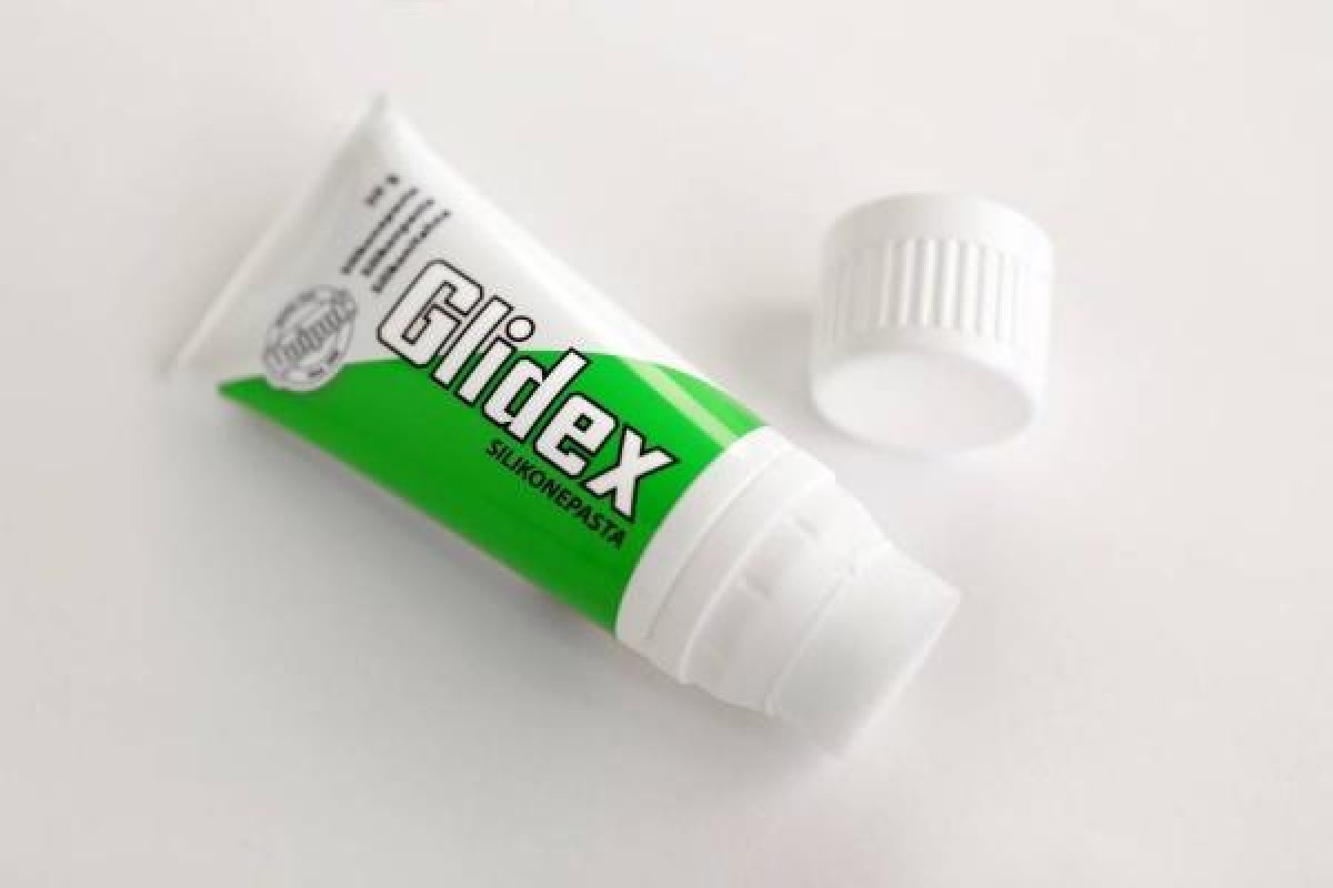 Лубрикант для труб. Смазка силиконовая 50г. Super GLIDEX. Смазка силик. GLIDEX 50 Г (тюбик с губкой). Смазка силик. Super GLIDEX 175г.(тюбик с губкой) 2175020. Смазка силиконовая для труб super GLIDEX 50 грамм.